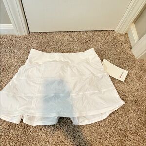 Lululemon white skirt size 2